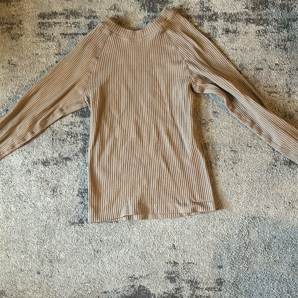 Aura fitness long sleeve Top